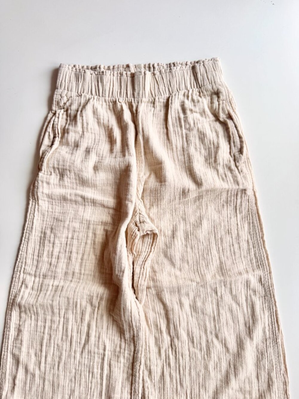 GAP Bedrock Beige 100% Cotton Crinkle Gauze Pull On Wide Leg Pants, Size S - Picture 7 of 14